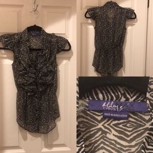 Miley Cyrus dressy button top